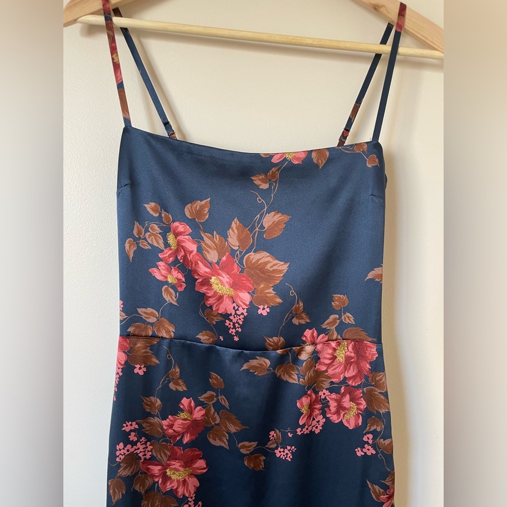 NEW Reformation Frankie Silk Maxi Navy Floral Dress Gown Lyric | US 0 UK 4 - Picture 8 of 12